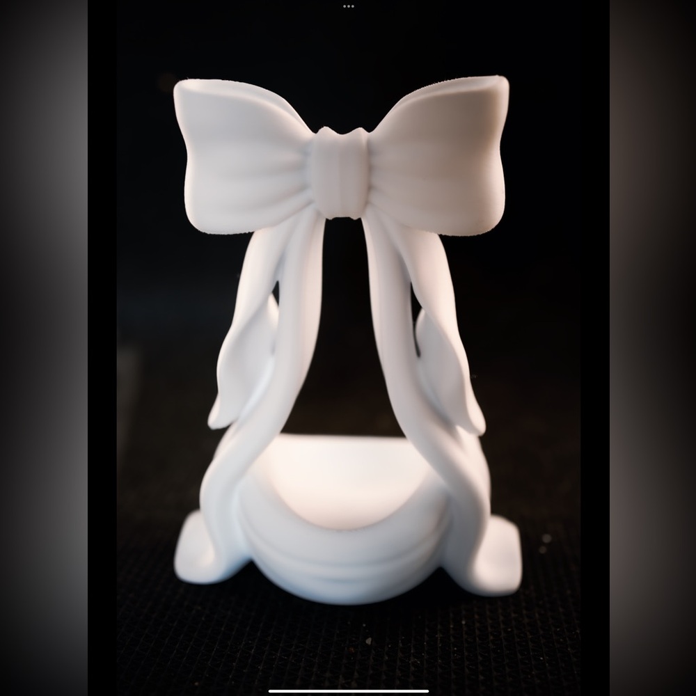 3D Printed Chic Bow Jewelry Holder - Picture 2 of 3